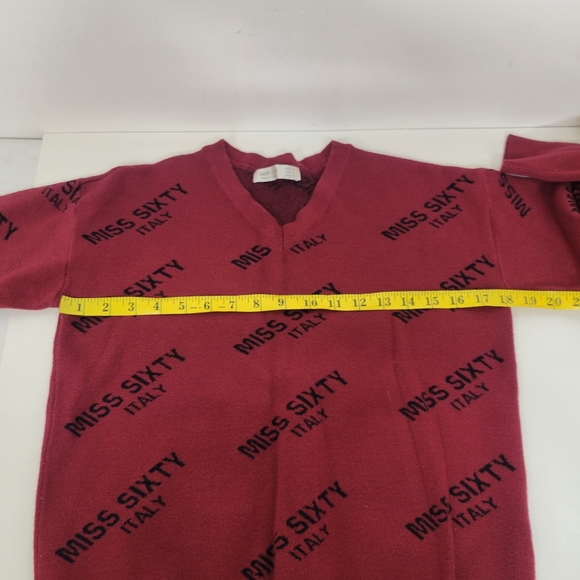 Sadie Lover Raspberry V Neck Sweater, size small - Picture 9 of 12